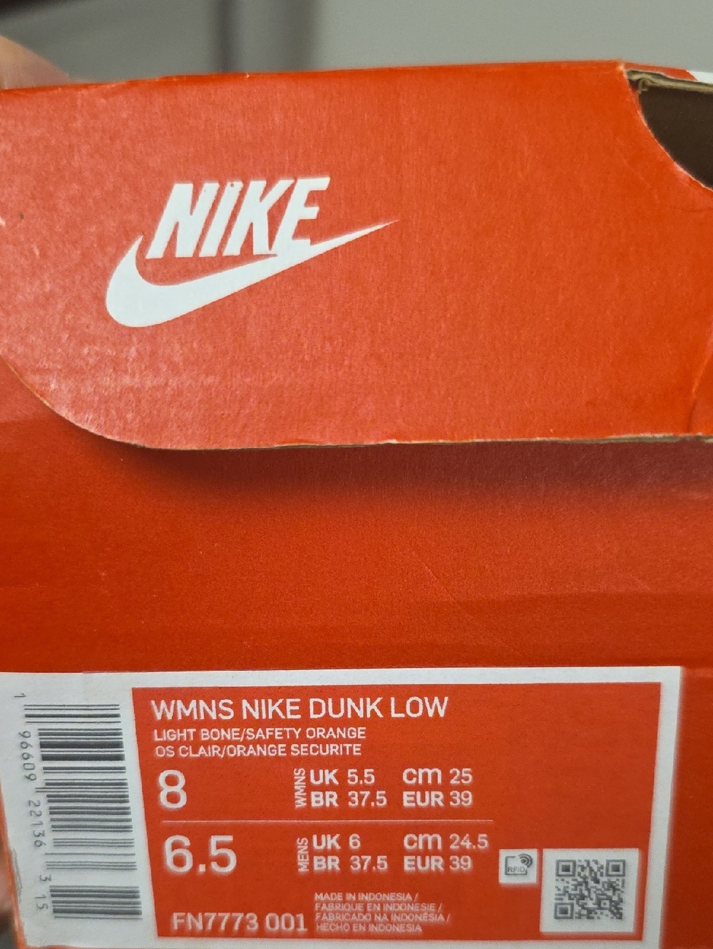 Nike Dunk Low Cracked Orange Women's Size 8 FN7773-001 New - Picture 9 of 9